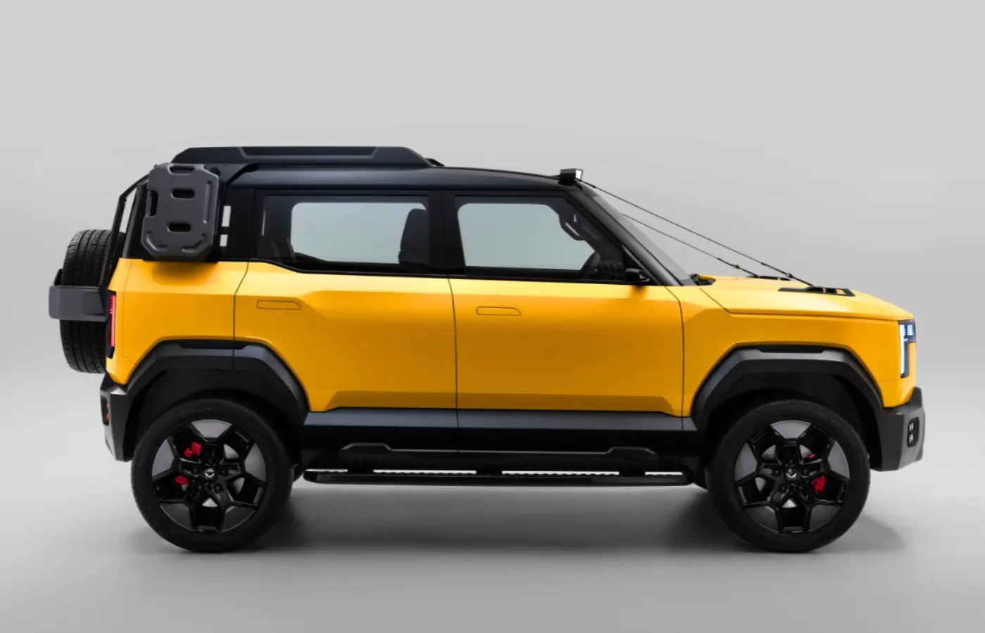 Mahindra 4 SUV concept